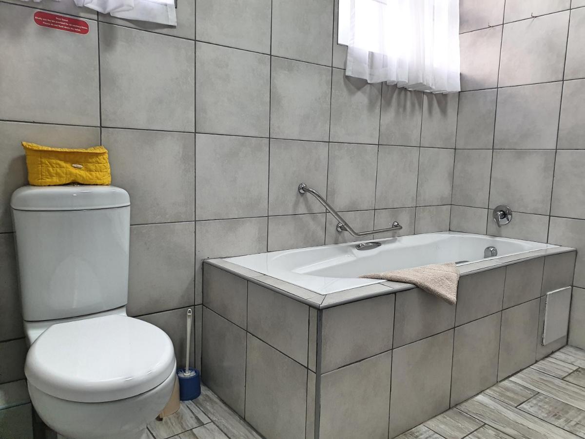 Gooderson Leisure Silver Sands 2 Self Catering And Timeshare Lifestyle Resort Durban Eksteriør billede