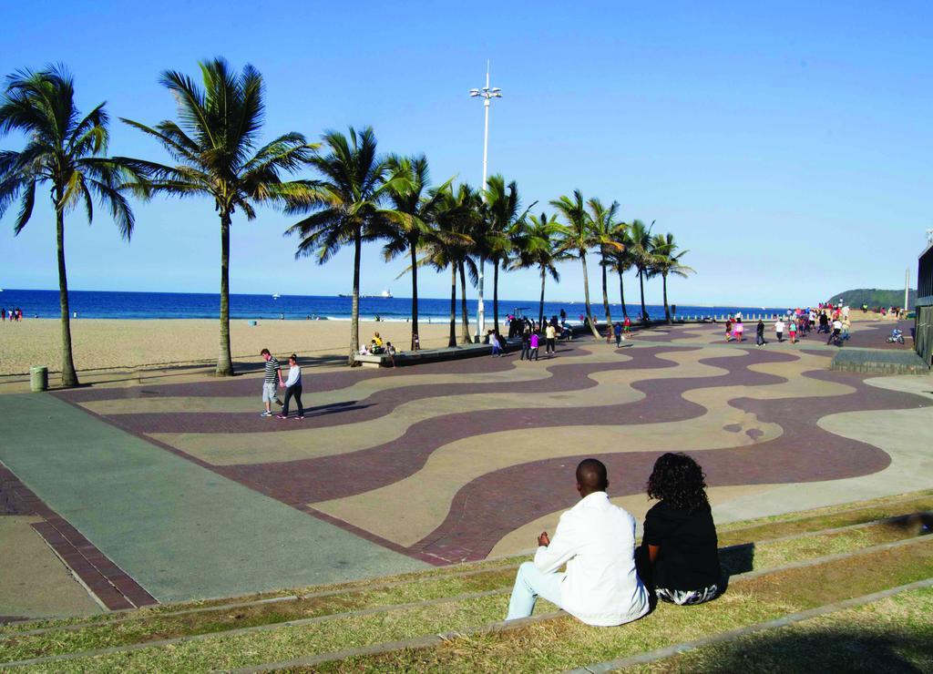 Gooderson Leisure Silver Sands 2 Self Catering And Timeshare Lifestyle Resort Durban Eksteriør billede